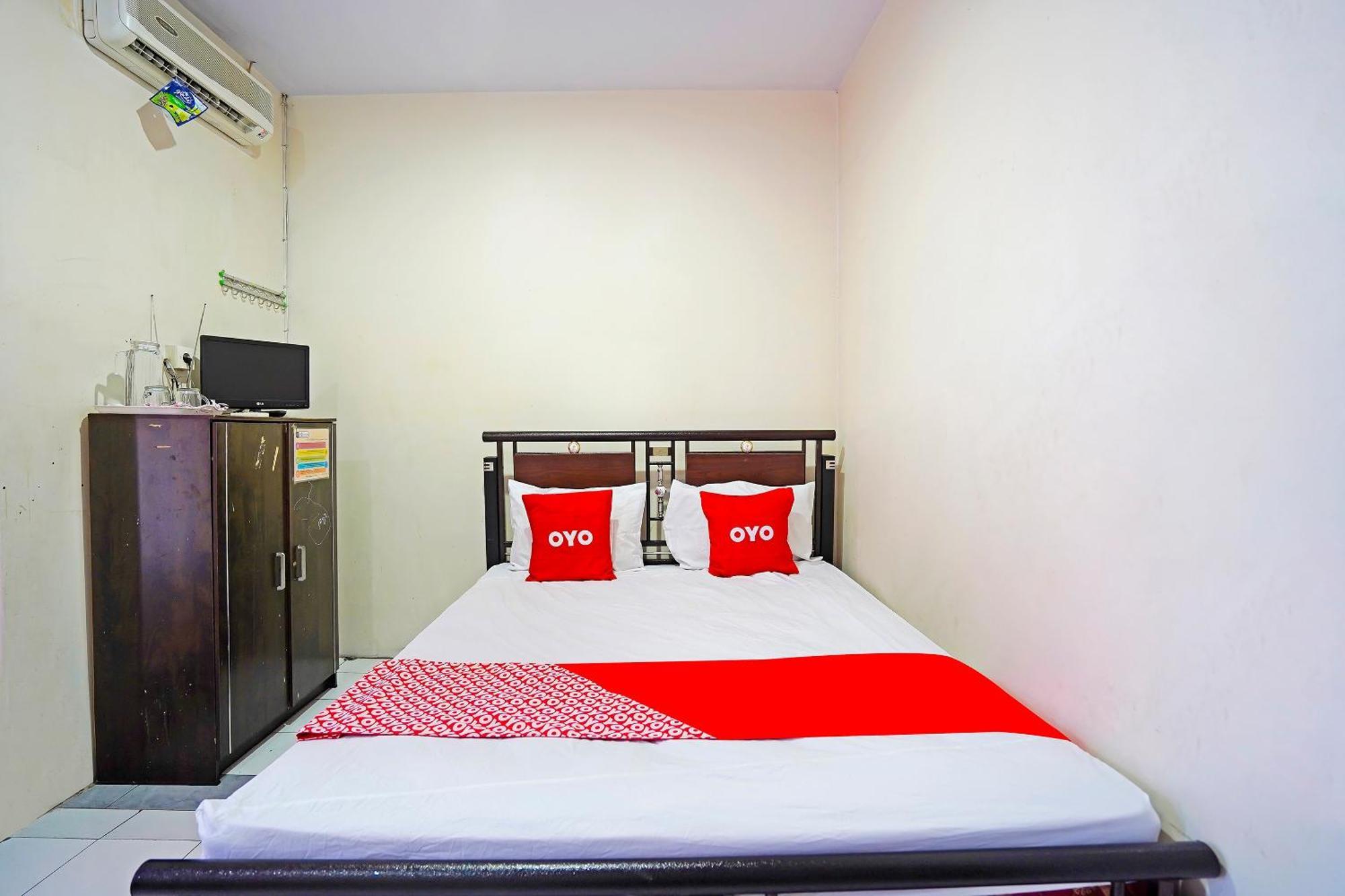 Oyo 91415 De Wijaya Hotel Sidoarjo Zewnętrze zdjęcie
