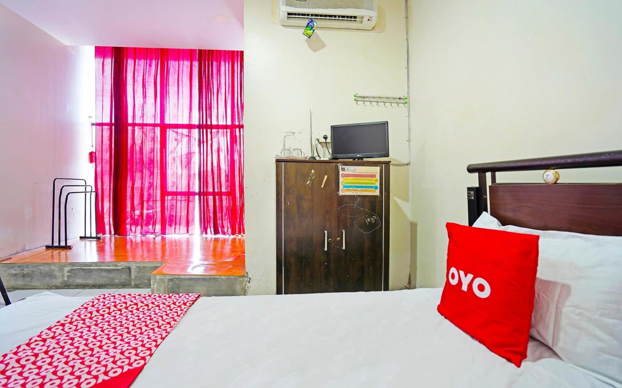 Oyo 91415 De Wijaya Hotel Sidoarjo Zewnętrze zdjęcie