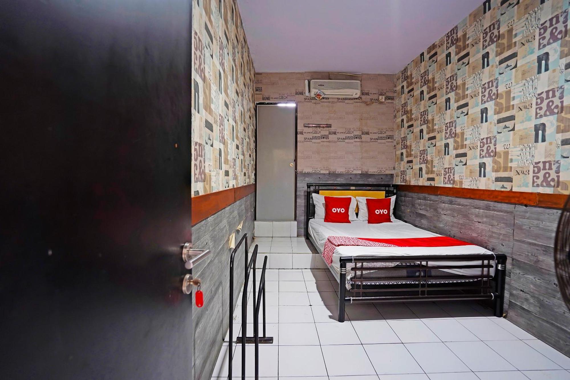 Oyo 91415 De Wijaya Hotel Sidoarjo Zewnętrze zdjęcie