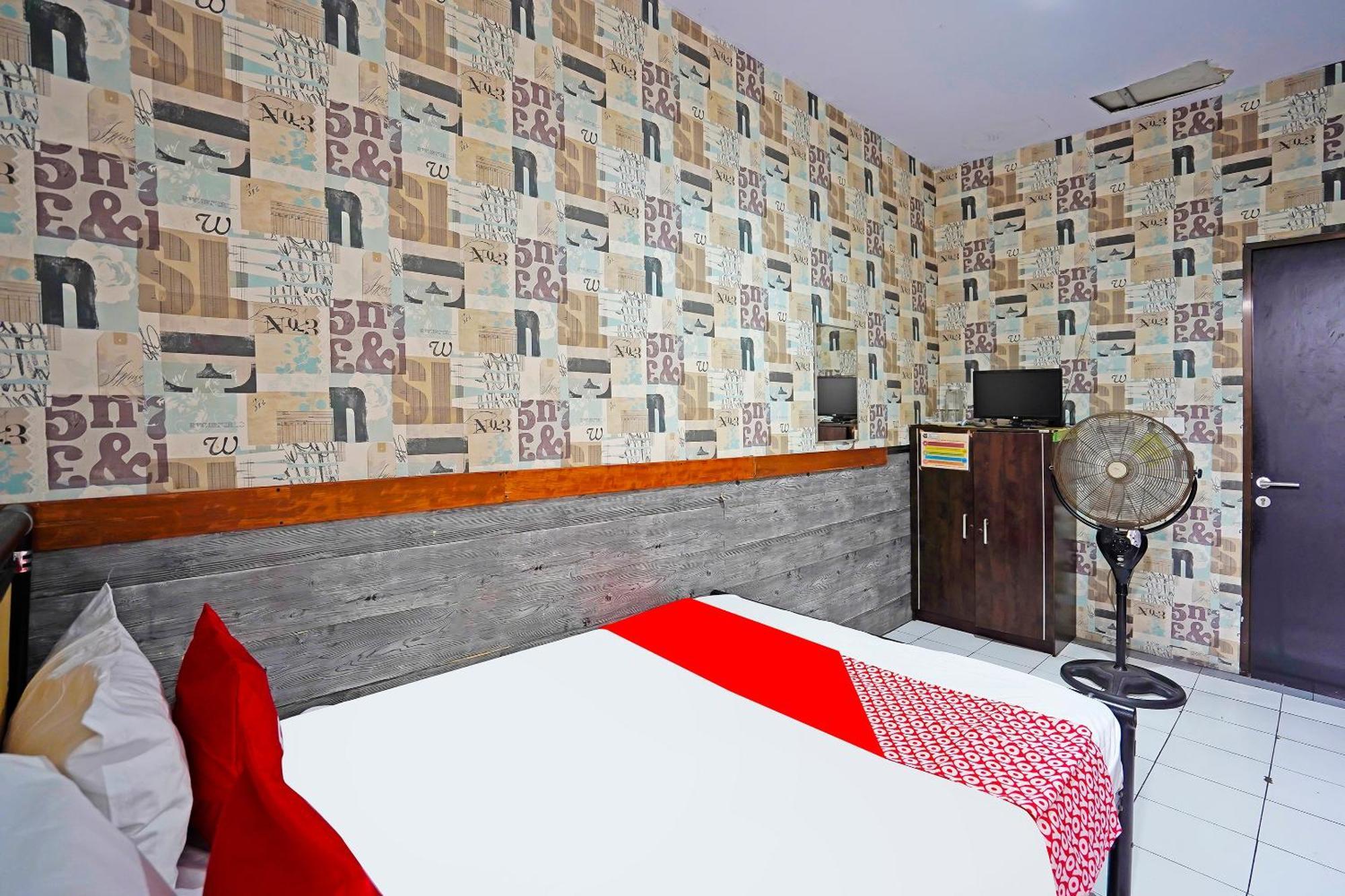 Oyo 91415 De Wijaya Hotel Sidoarjo Zewnętrze zdjęcie