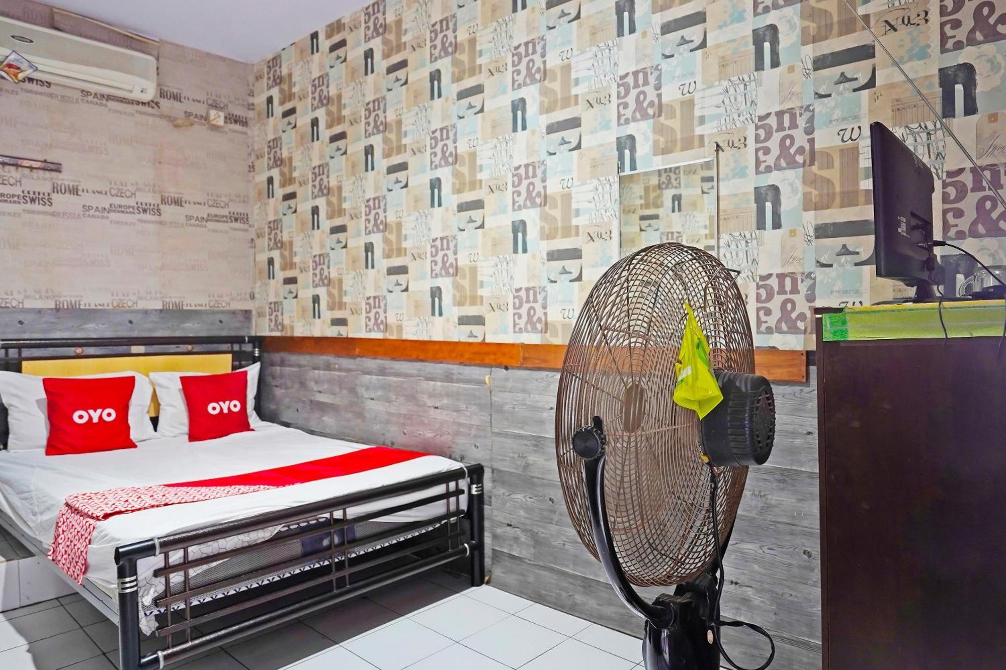 Oyo 91415 De Wijaya Hotel Sidoarjo Zewnętrze zdjęcie